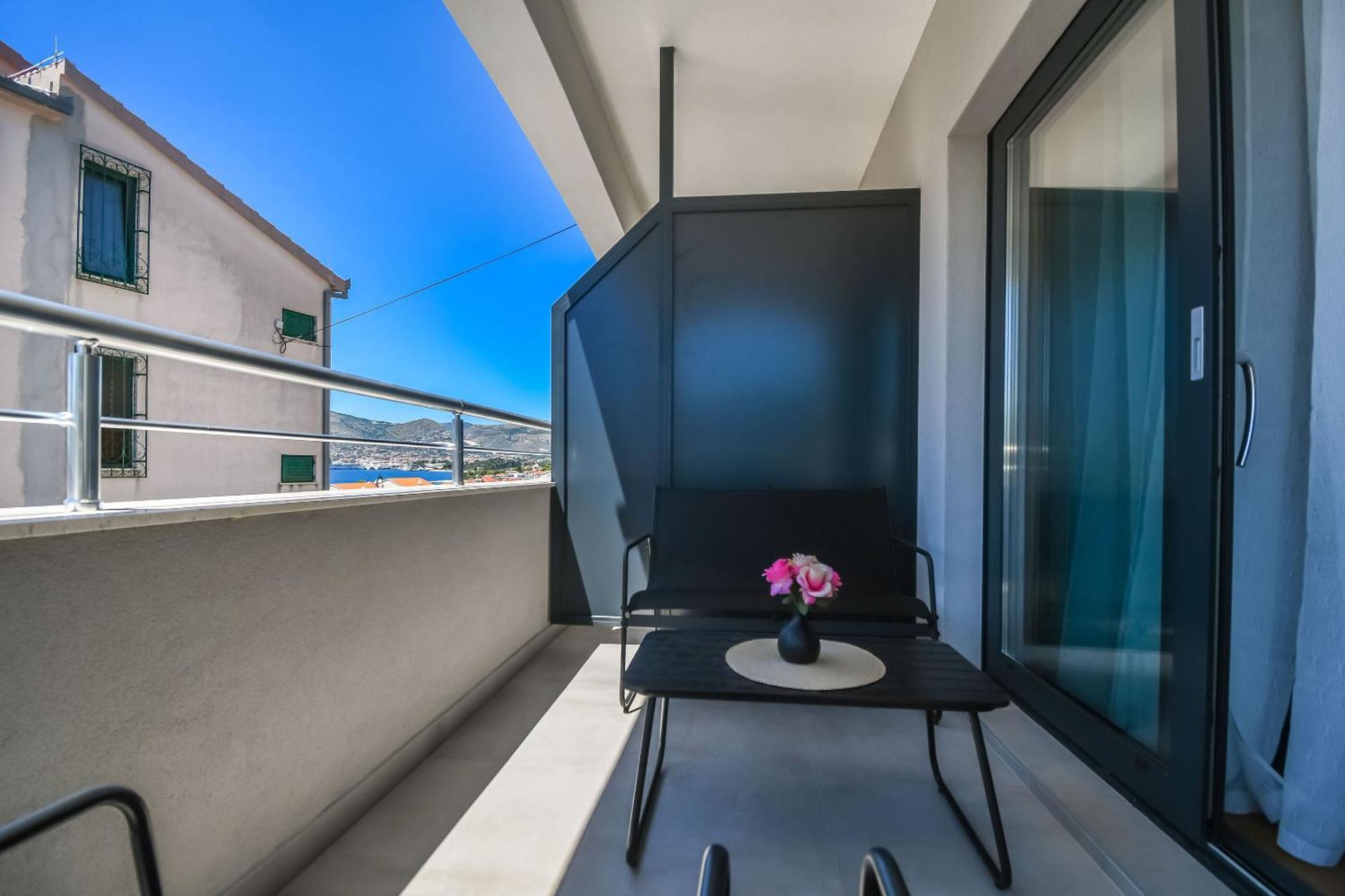 Apartments Neli Trogir Buitenkant foto